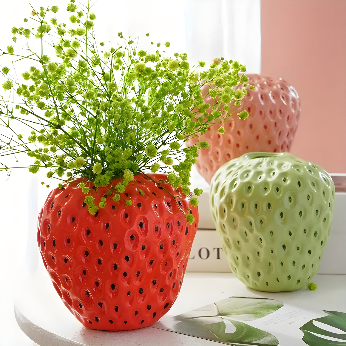 Berry Bliss: Vibrant Strawberry Ceramic Vase for a Sweet Touch of Home Décor