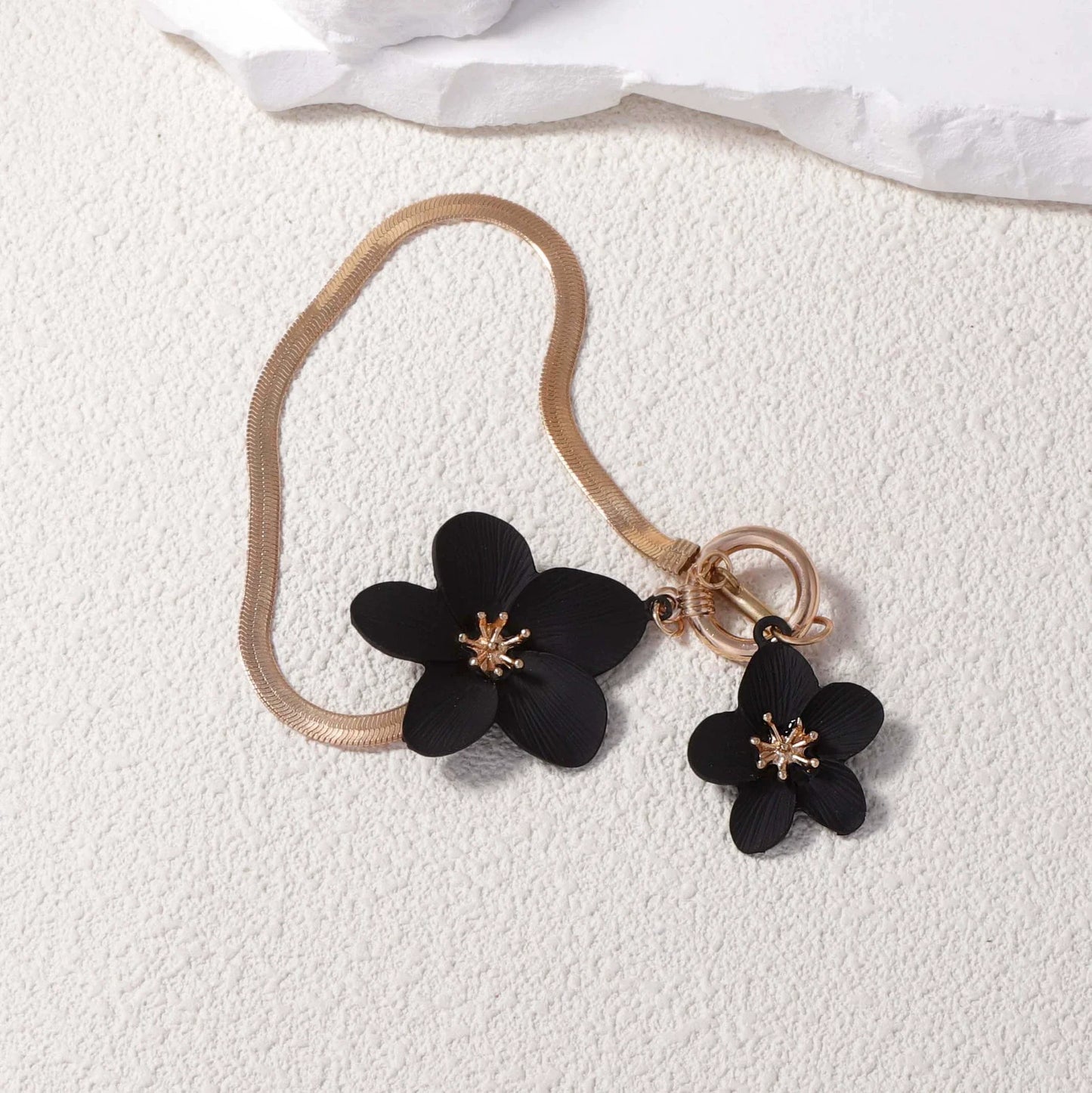 Petals by the Shore Anklet