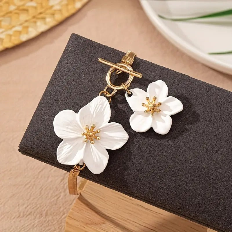 Petals by the Shore Anklet